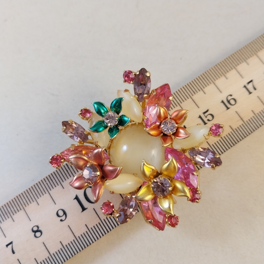Vintage Floral Multicolor Statement Brooch - Picture 8 of 10